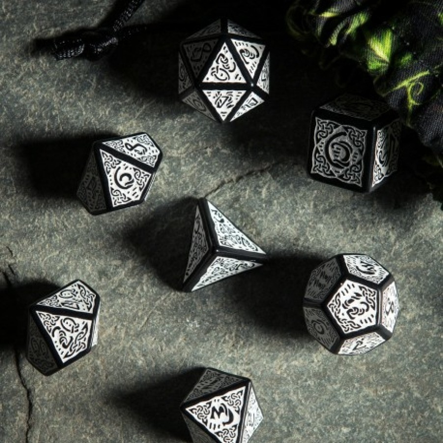 Q Workshop Dobbelstenen | Celtic 3D Revised Black & White Dice Set