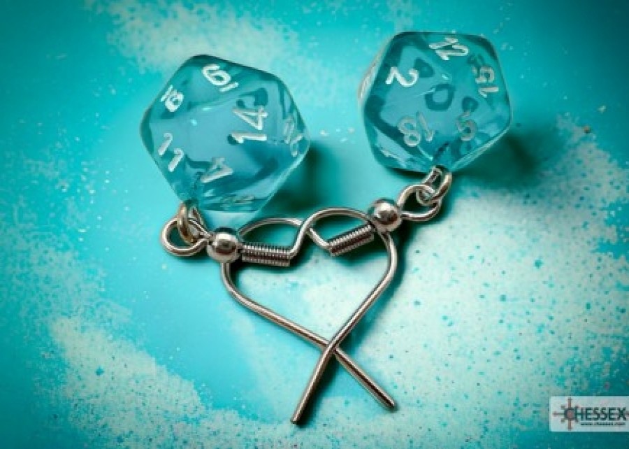 Ches Oorbellen | Hook Earrings Translucent Teal Mini-Poly D20